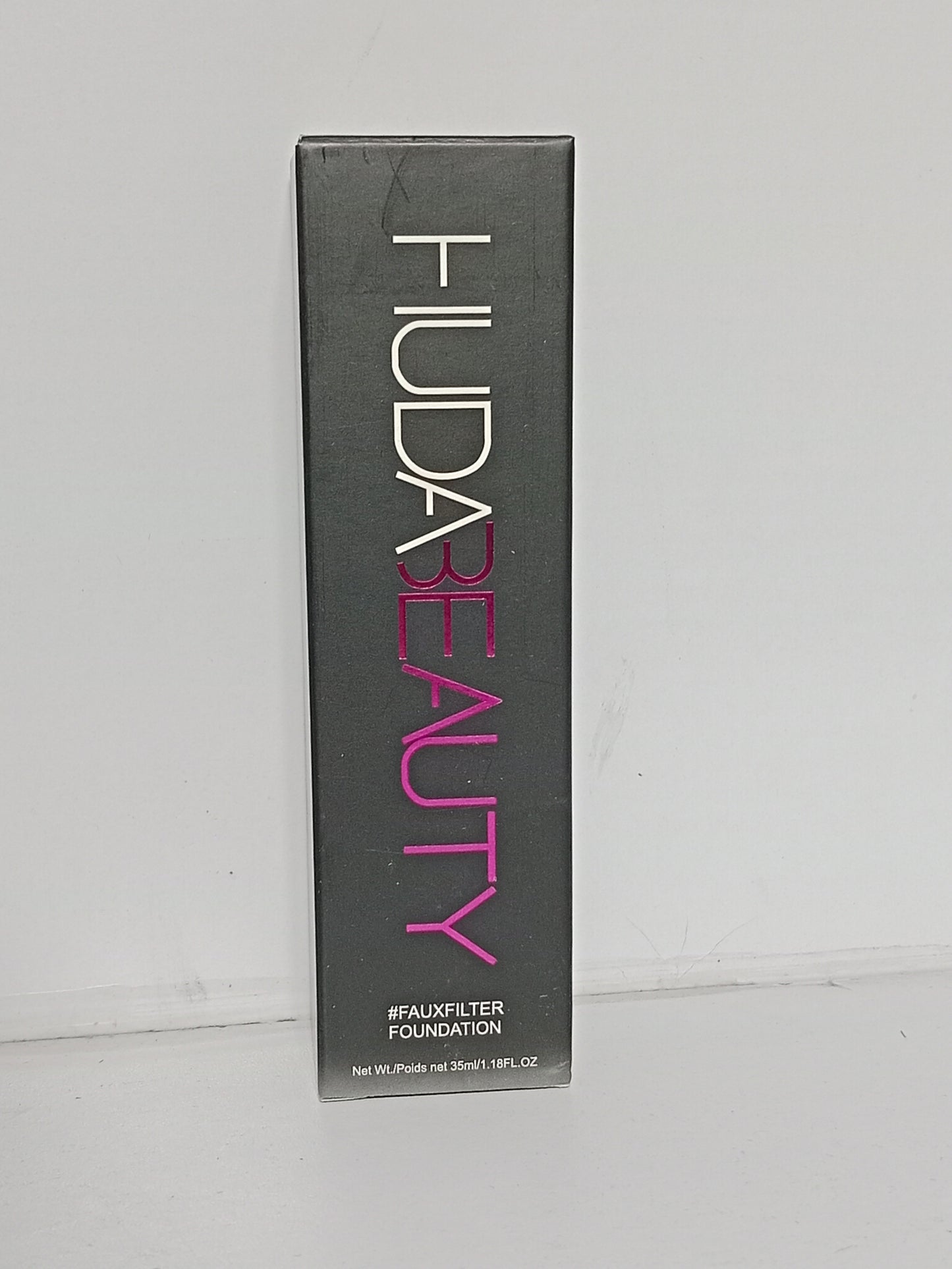 Huda Beauty #FauxFilter Foundation 35ml – Shade Vanilla 120B