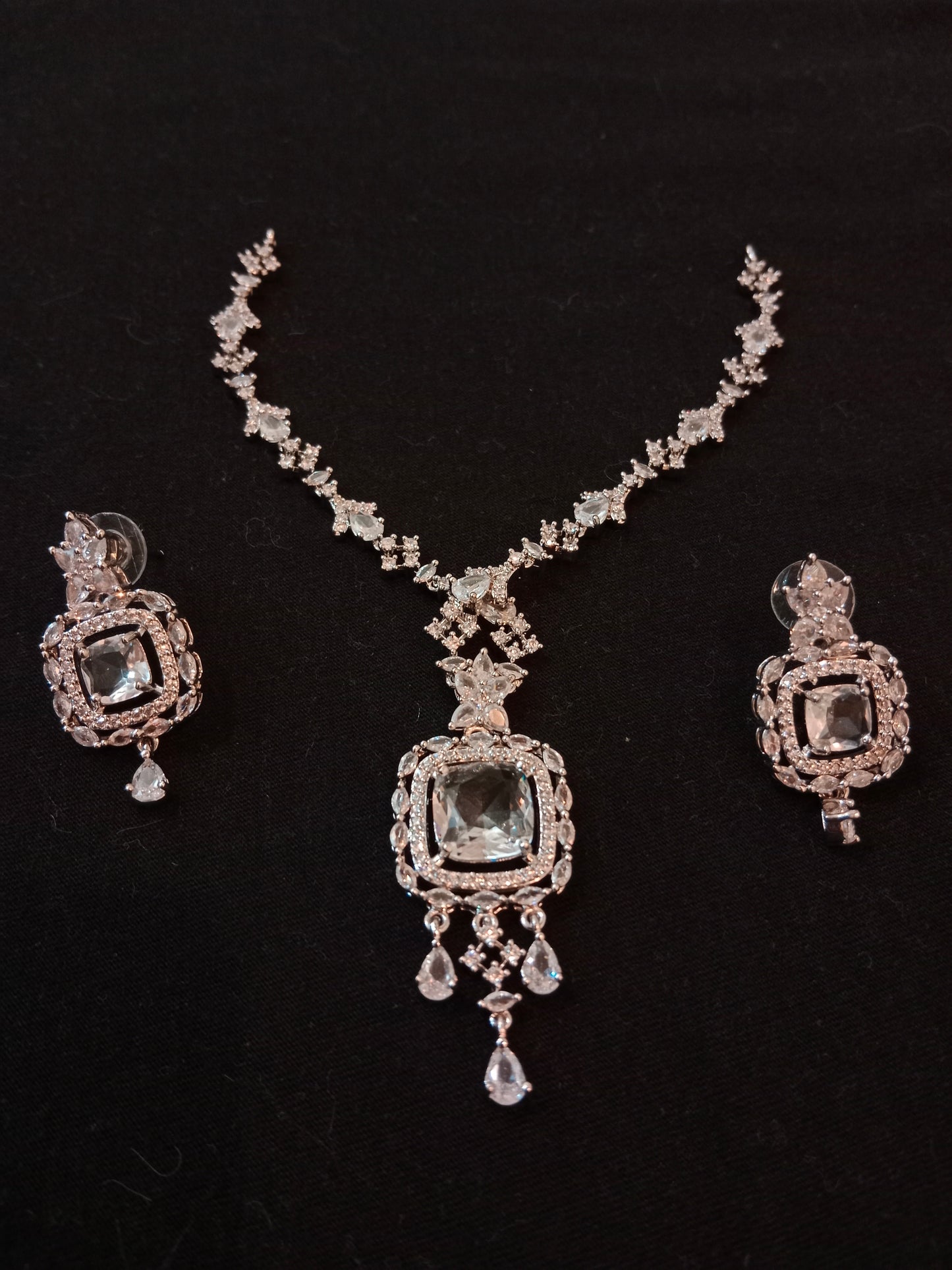 Silver-Tone Crystal Jewelry Set – Necklace & Earrings
