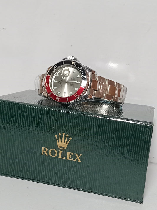 Rolex Luxury Watches – Gold & Silver Models with Colored Bezels