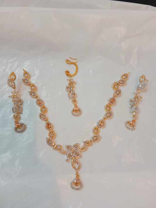 Gold & Silver Bridal Jewelry Set – Necklace, Earrings & Maang Tikka