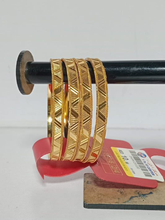 Gold Polished Bangle Set